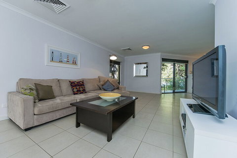 Yallingup Beach Resort - Accommodation Yamba 1