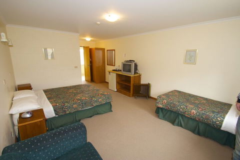 JE Resort - Accommodation Yamba 7