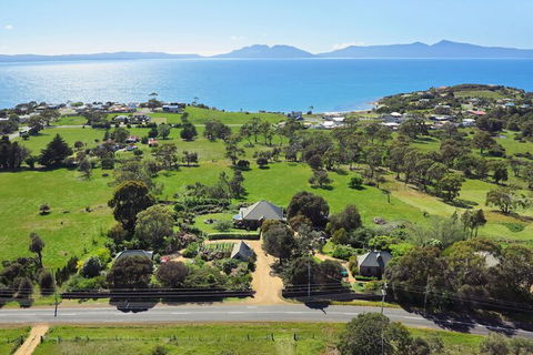 Wagners Cottages - Accommodation Yamba 1