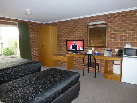 Inverloch Central Motor Inn - Accommodation Yamba 4