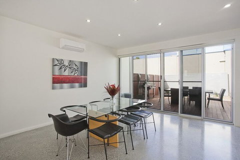 Anglesea River Apartments - Accommodation Yamba 5