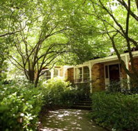 Leura Camellias - Accommodation Yamba
