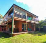 Kingfisher LakeHouse - Accommodation Yamba