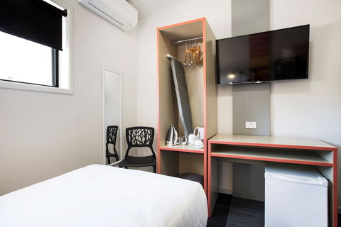 Villawood Hotel - Accommodation Yamba 2