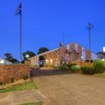 All Travellers Motor Inn - Accommodation Yamba 0