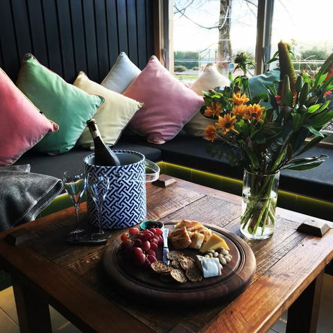 187 Merrijig - Accommodation Yamba 2