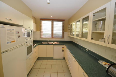 Aspect 2 - Accommodation Yamba 4
