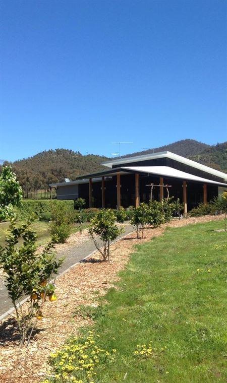 Amongst The Sticks - Accommodation Yamba 2