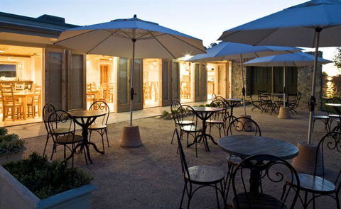 Au Pear - Accommodation Yamba 9