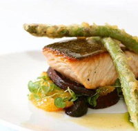 New Tattersalls Hotel