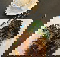 The Pot Sticker - Accommodation Yamba