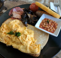 Armanii's - Accommodation Yamba