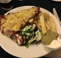 Cunninghams Hotel - Accommodation Yamba