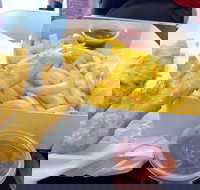 Dory's Fish And Chippery - Accommodation Yamba