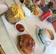 Supreme Bar and Restaurant - Accommodation Yamba