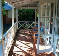 Two Sisters  A Chef - Accommodation Yamba