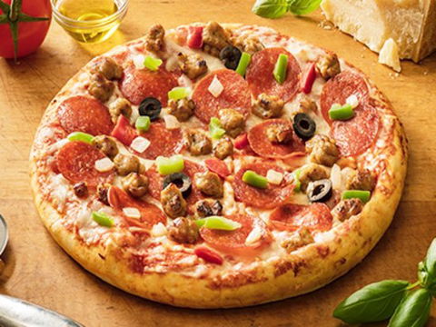 Wally & Ossies Pizza - Accommodation Yamba 0