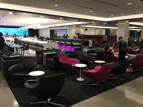 Air New Zealand Lounge - Accommodation Yamba 0