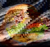 Burgerfiend - Accommodation Yamba