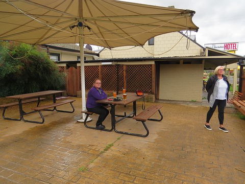 Marshall MacMahon Inn - Accommodation Yamba 0