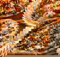 Piccolo Pizza - Camp Hill - Accommodation Yamba