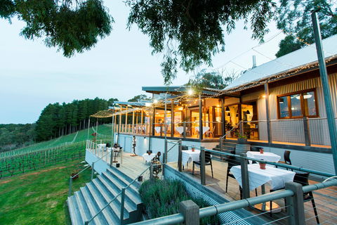 Mt Lofty Ranges Vineyard - Accommodation Yamba 2