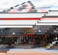 The Red Velvet Lounge - Accommodation Yamba