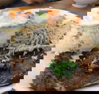 Com Tam Van Phat - Accommodation Yamba