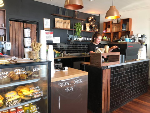 The Rogue & Rascal - Accommodation Yamba 1