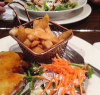 Three Little Pigs Tavern - Accommodation Yamba