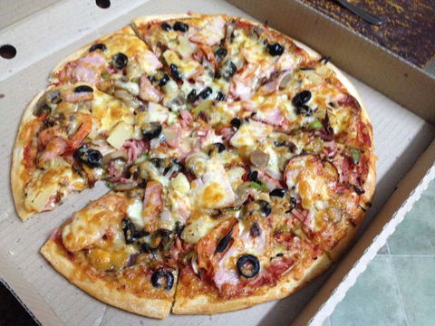 Greenwood Pizza - Accommodation Yamba 0
