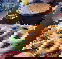 Viva Zapatas - Accommodation Yamba