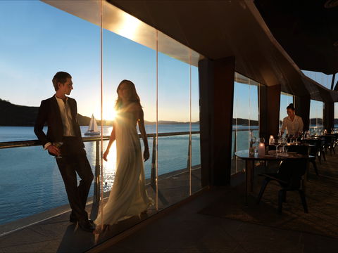 Bommie Restaurant - Accommodation Yamba 1