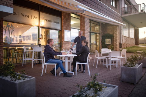 Art Bar Kiama - Accommodation Yamba 1