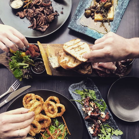Vue Wine Bar And Restaurant - Accommodation Yamba 1