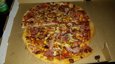 T4's Gourmet Pizza & Pasta - Accommodation Yamba 0