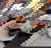 Chippy's Fish Cafe - Jindalee - Accommodation Yamba