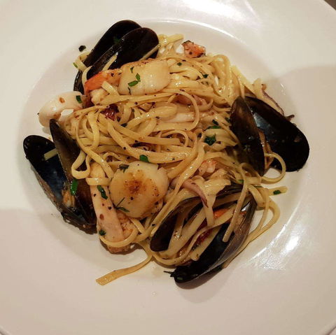 RST Seafood Restaurant - Accommodation Yamba 0