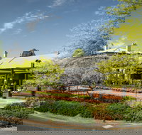 The Stirling Hotel - Accommodation Yamba