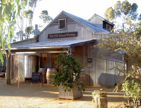 Old School Winery And Meadery - Accommodation Yamba 0