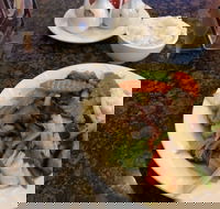 Lona Restaurant  Garden Bar - Accommodation Yamba