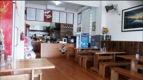 Cliffe's Cafe & Pizza - Accommodation Yamba 0