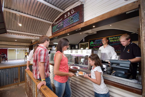 Pioneer BBQ And Bar - Accommodation Yamba 1