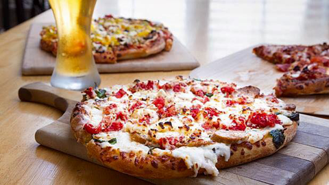 Alfresco Pizzeria & Wine Bar - Accommodation Yamba 1