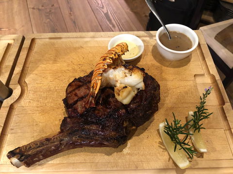 A Hereford Beefstouw - Accommodation Yamba 0