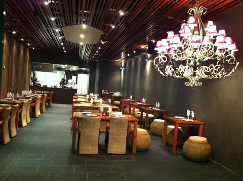 Royal Thailicious - Accommodation Yamba 0