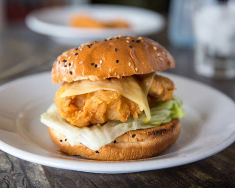 VIA9 Cafe & Bar - Accommodation Yamba 0