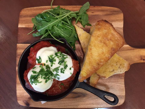 Avenue Road Cafe - Accommodation Yamba 0