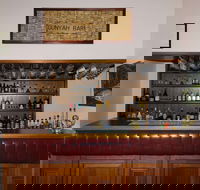 McNevin's Gunyah Restaurant - Accommodation Yamba