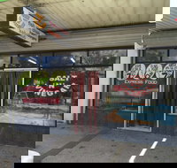 Salt 'N' Vinegar Fish And Chips - Accommodation Yamba